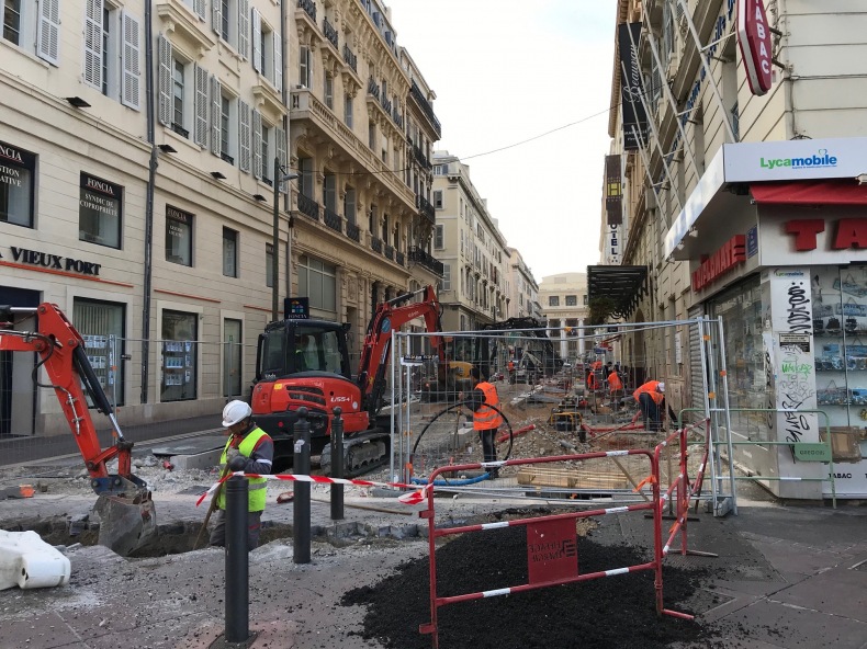 Dans les travaux publics, de nombreuses questions demeurent pour la reprise tpbm-presse.com/dans-les-trava… via @tpbmpaca <a href="/FRTP_PACA/">Travaux Publics Provence-Alpes-Côte d'Azur</a> <a href="/cavagneb/">Bruno Cavagné</a> <a href="/FNTP_info/">Les Travaux Publics</a> <a href="/FBTP83/">Fédération BTP du Var</a> <a href="/FBTP04/">Fédération du BTP 04</a> <a href="/FBTP06/">Fédération du BTP 06</a> #chantiers