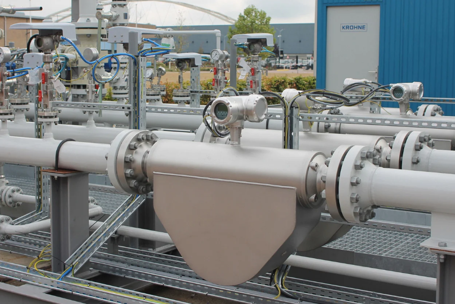 KROHNE metering systems are used throughout the entire oil & gas value ...