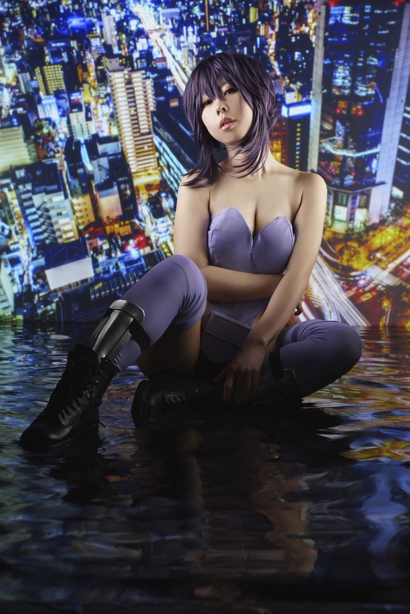 明日からのNetflix新作アニメ攻殻機動隊にむけて劇場版とイノセンスとSACと2ndGIGとARISEを見ながら作業してるんだけど
最高だなやっぱり攻殻は最高だな！！