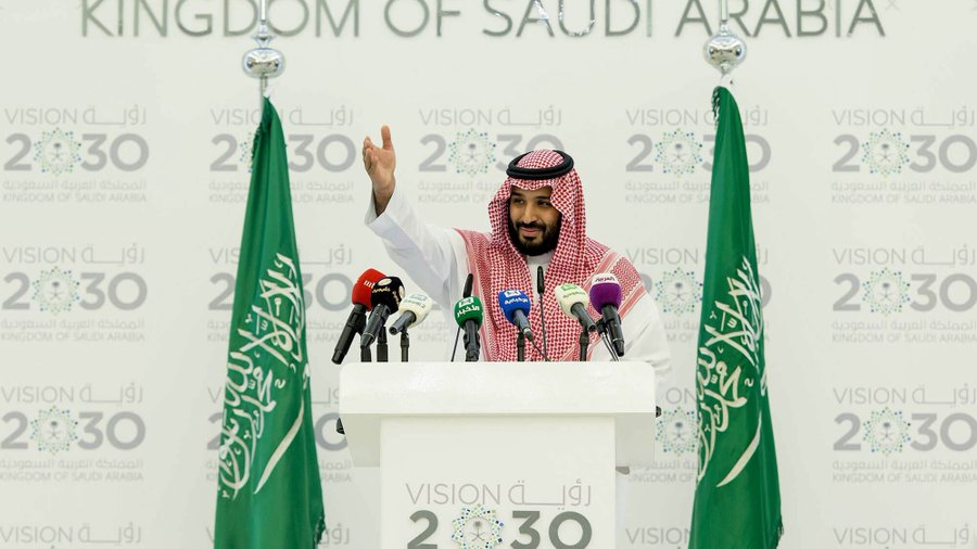 L'Arabie Saoudite, consciente que sa diplomatie agressive et que le blocus ont affaibli son image internationale et son économie déjà fragile, tente depuis 2019 d'entrer sur le terrain de la diplomatie sportive pour séduire les investisseurs étrangers.