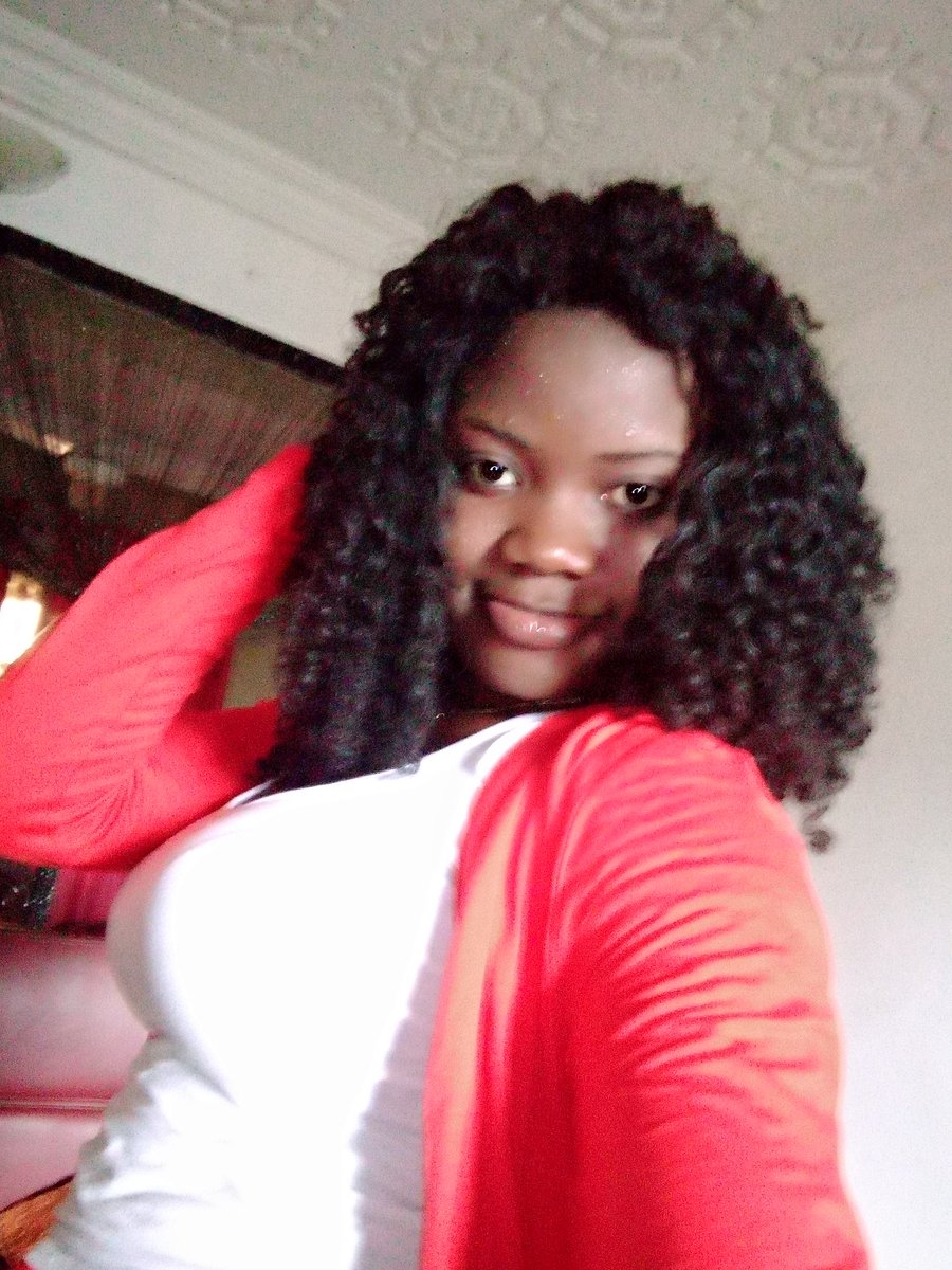 FridayAmity's tweet photo. Me myself and I https://t.co/pUvq6OkPWi