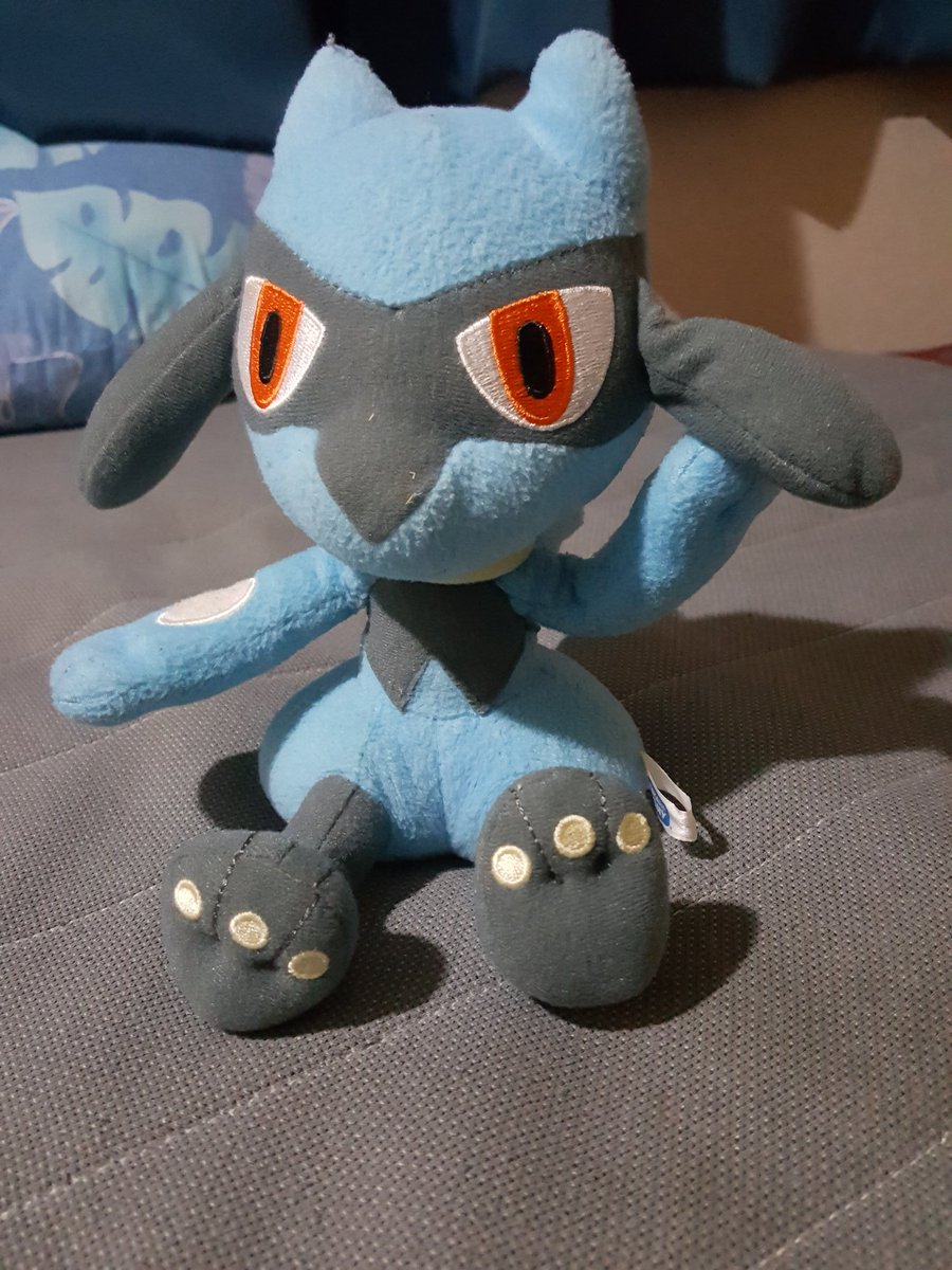 金ナシ 社会人 ポケモンgo In山梨 可愛いのに 狙いの個体が来ない ルカリオに進化できない このままではリオルの展示場を作れてしまう W ムリムリ う けど 可愛いから許す ポケモンgo リオル 2キロたまご
