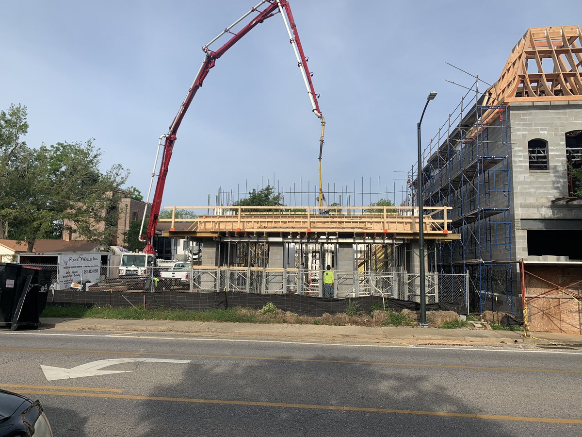 Force5Walls's tweet photo. It’s pour day for the first level ICF walls here at the Future Home of Bob Chatham Custom Home Designs. #StickBuiltisForSissies. #FoxBlocks. #ICFConstruction #LiteDeck #EcoSpan https://t.co/asZJHRFUJQ