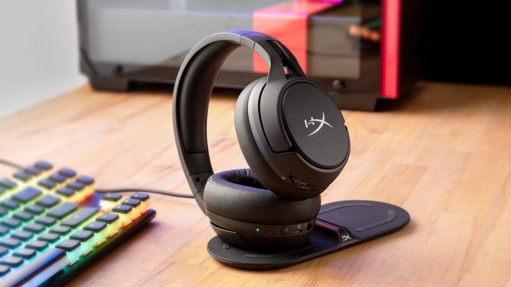 HyperXRu's tweet photo. 30 часов беспроводной свободы c фирменным комфортом HyperX🎧
https://t.co/4S7MRO6Hpe
#HyperXProduct #HyperXCloudFlightS #HyperXChargePlayBase https://t.co/3f1GyBWxAB