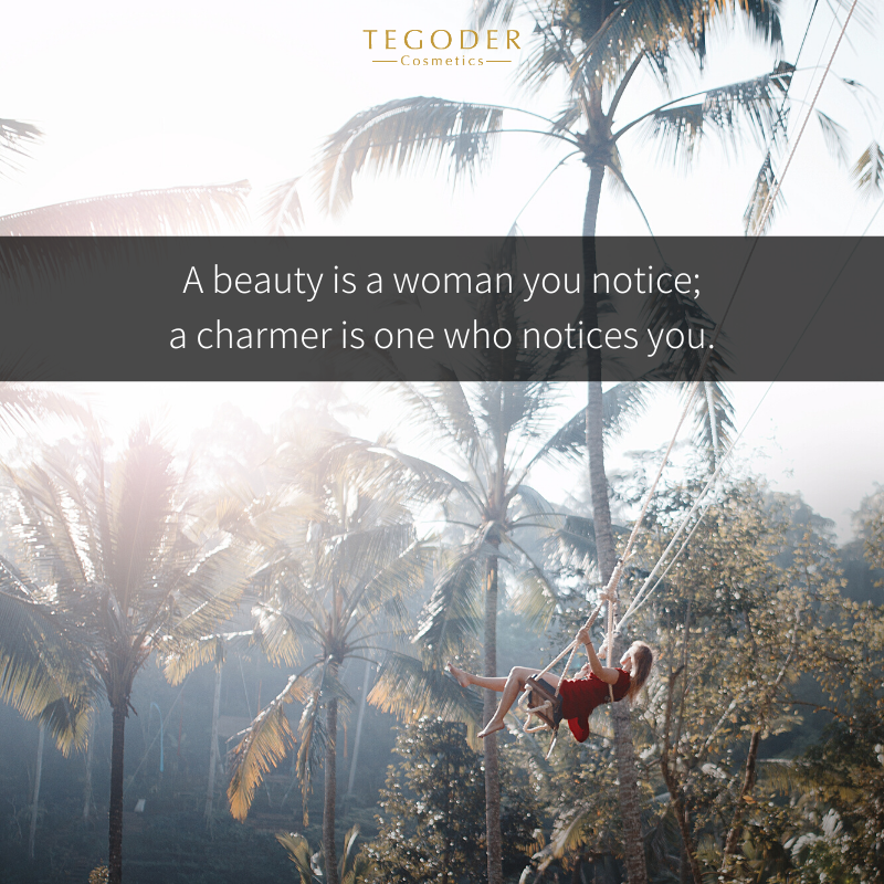 TegoderUK's tweet photo. A beauty is a woman you notice; a charmer is one who notices you. 😍 https://t.co/s06nzWHqEO