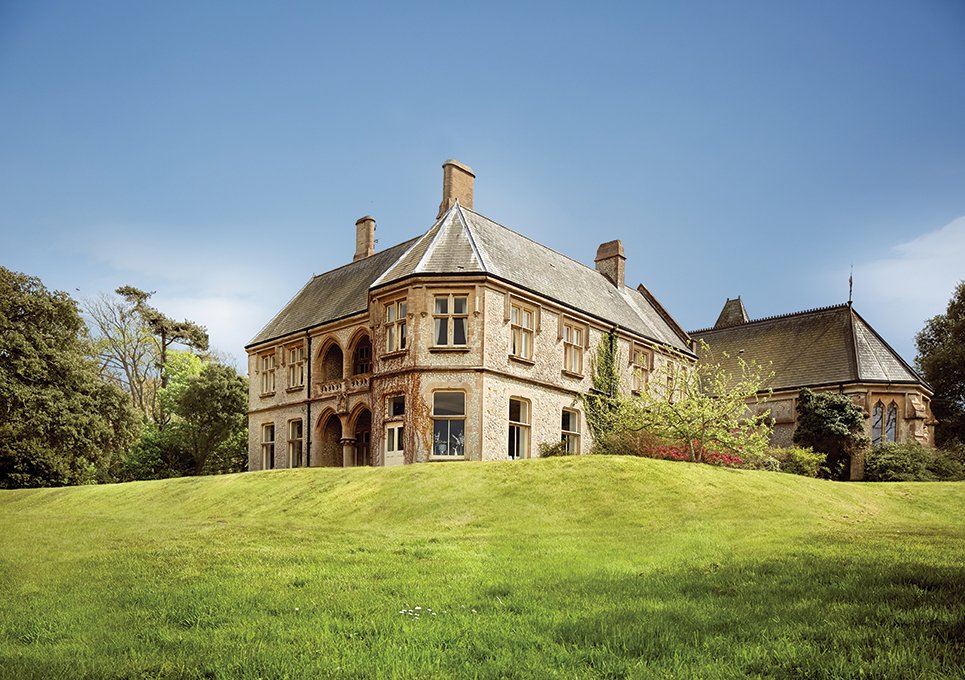 Weston Manor House provides a beautiful backdrop for your special day. Inside boasts grand rooms including a piano room and cocktail bar to make your day truly memorable.

Email: cinz@westonmanorhouse.com
Web: facebook.com

#licensedvenue #pineneedleadvertising