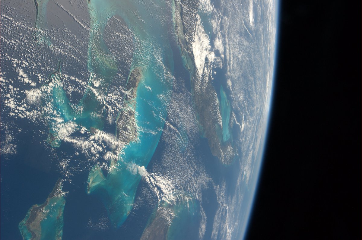 #EarthDay 
C'est le 50ème anniversaire du Jour de la Terre. Aujourd'hui et tous les jours, nous devons unir nos efforts pour préserver la biodiversité et accélérer la transition vers un avenir bas carbone.