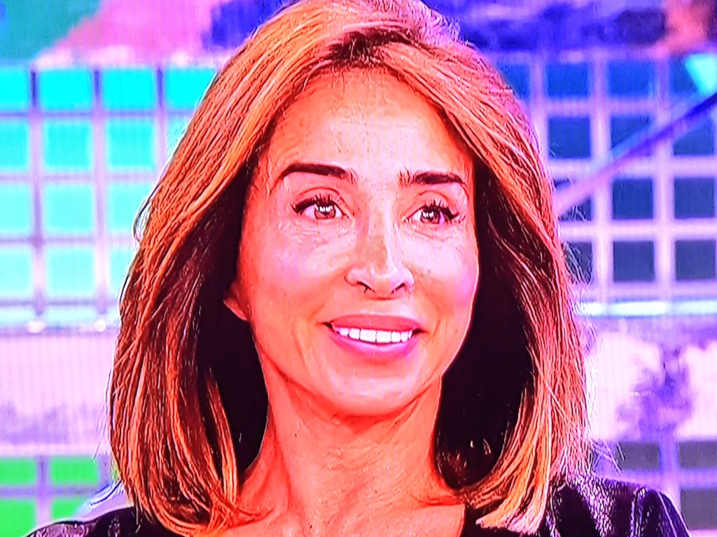 marchenajos's tweet photo. #LoEstamosConsiguiendo nadie se a dado cuenta del  pelo tan largo de la nariz de @maria_patino https://t.co/rmhYaYCByr