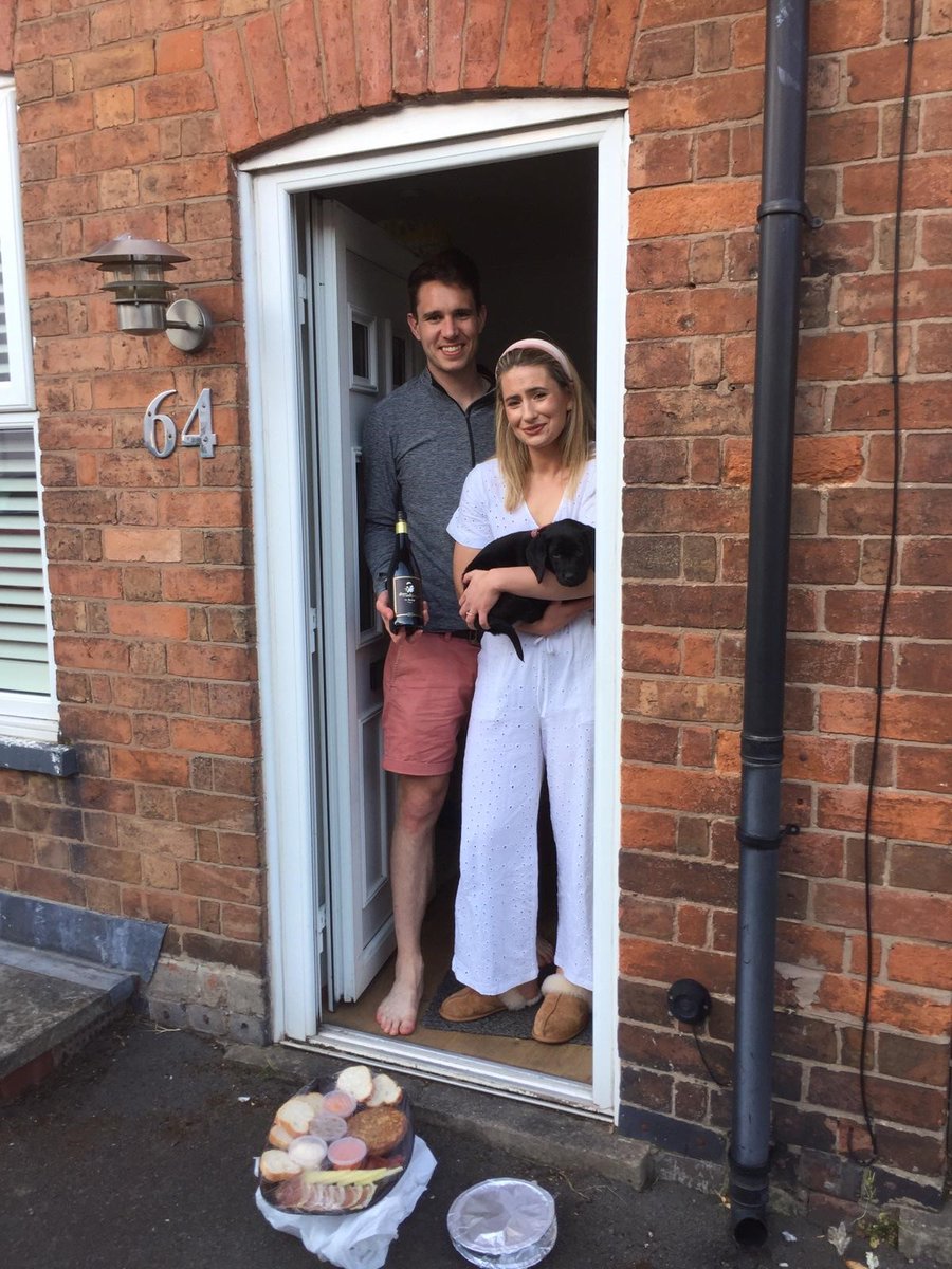 Tasca Dali tweet media