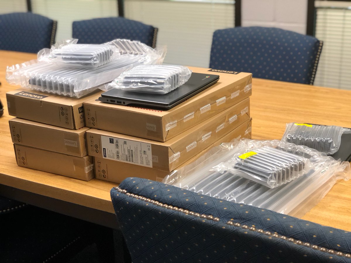 Big Ups to Smyrna Business Association for donating 10 Chromebooks to <a href="/Chssparta/">Campbell High School</a>. Thanks to SBA Board, Paul Powers, &amp; Nic Dixon 10 more of our students are taken care of. Need an Agent contact Nic, the Realtor facebook.com/nictherealtor/
Need an Electrician call Paul (404)-645-6843