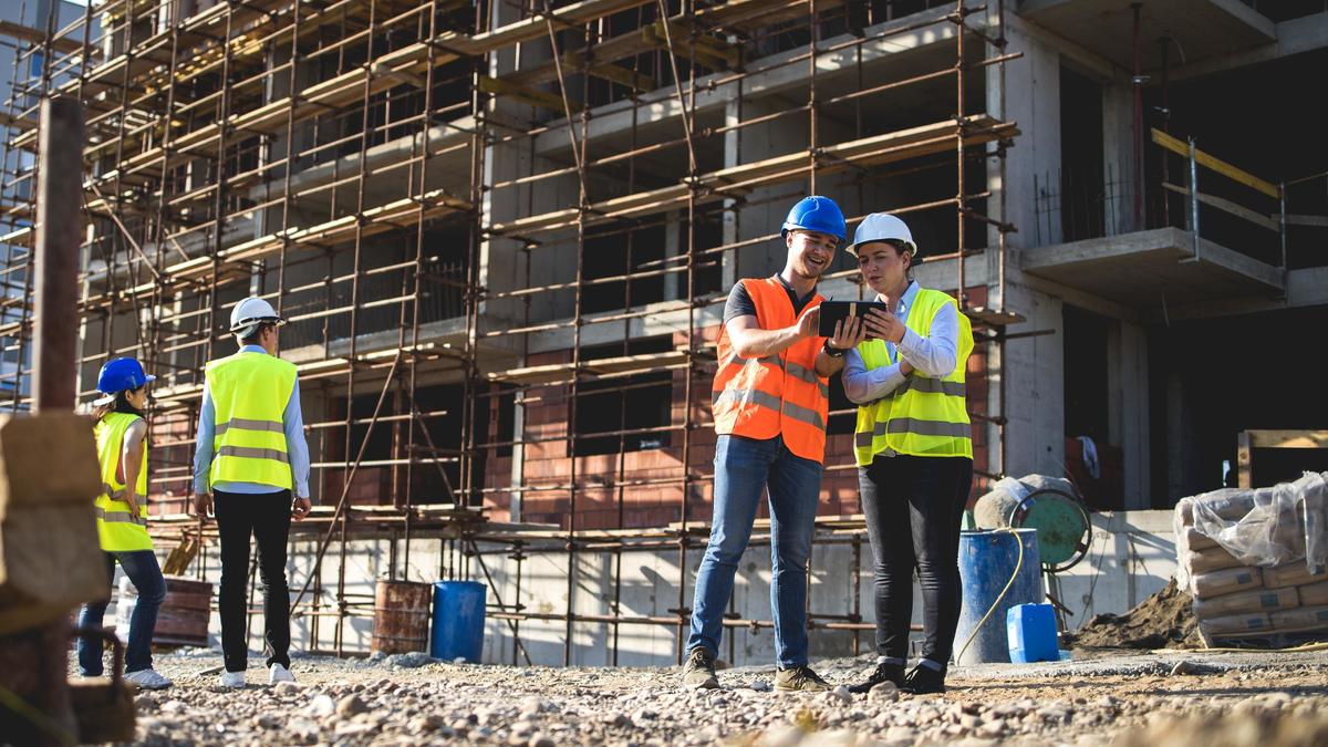 #Covid19, a sostegno dell' #edilizia dalle Casse Edili 280 milioni per i lavoratori e non solo. Tutto il sistema si è attivato con iniziative di #solidarietà per sostenere chi lavora in prima linea in questa #emergenza
bit.ly/34Vq7zf
#emergenza #coviditaly #lavoro