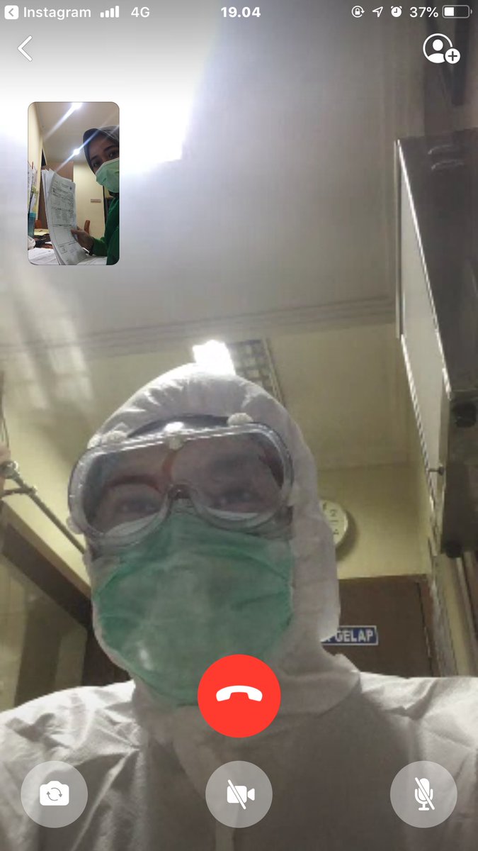 aulialukman's tweet photo. Okay lakukan ritual routine vcall disaat waktu kerja kita sama-sama senggang👌🏻 https://t.co/BBuJZaS4bT