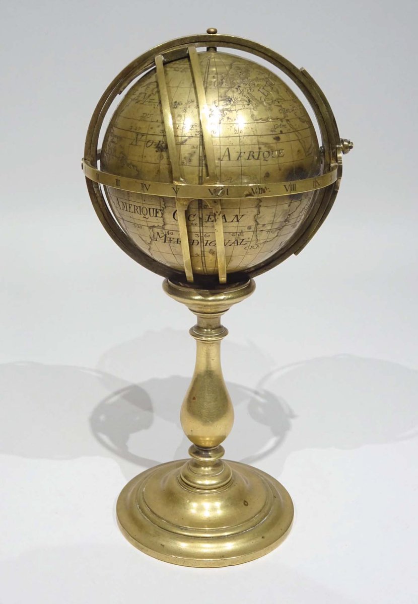 La Biennale Paris stands united with the international artistic community in celebrating our planet on #EarthDay2020 !
_
Mechanical Terrestrial Globe
France, circa 1705
After G. Delisle cartography published in 1700
Presended at  La Biennale Paris 2017 by Galerie Delalande