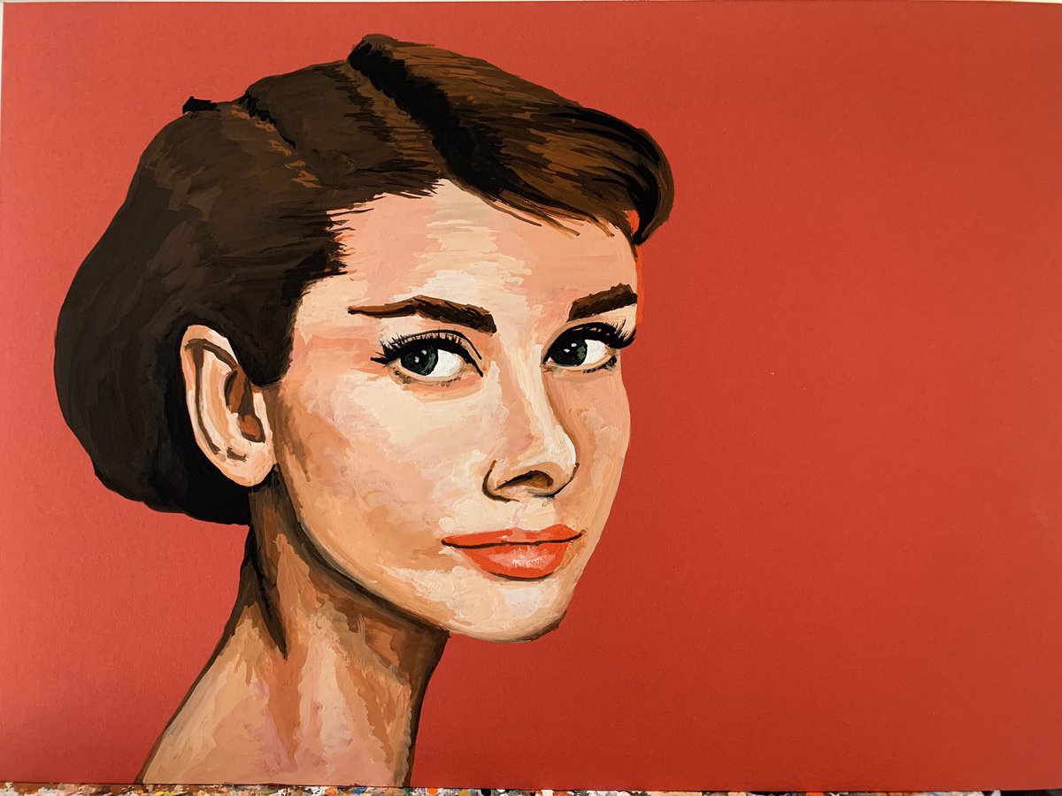 henryfraser0's tweet image. Showing the different stages of my mouth painting of Audrey Hepburn.