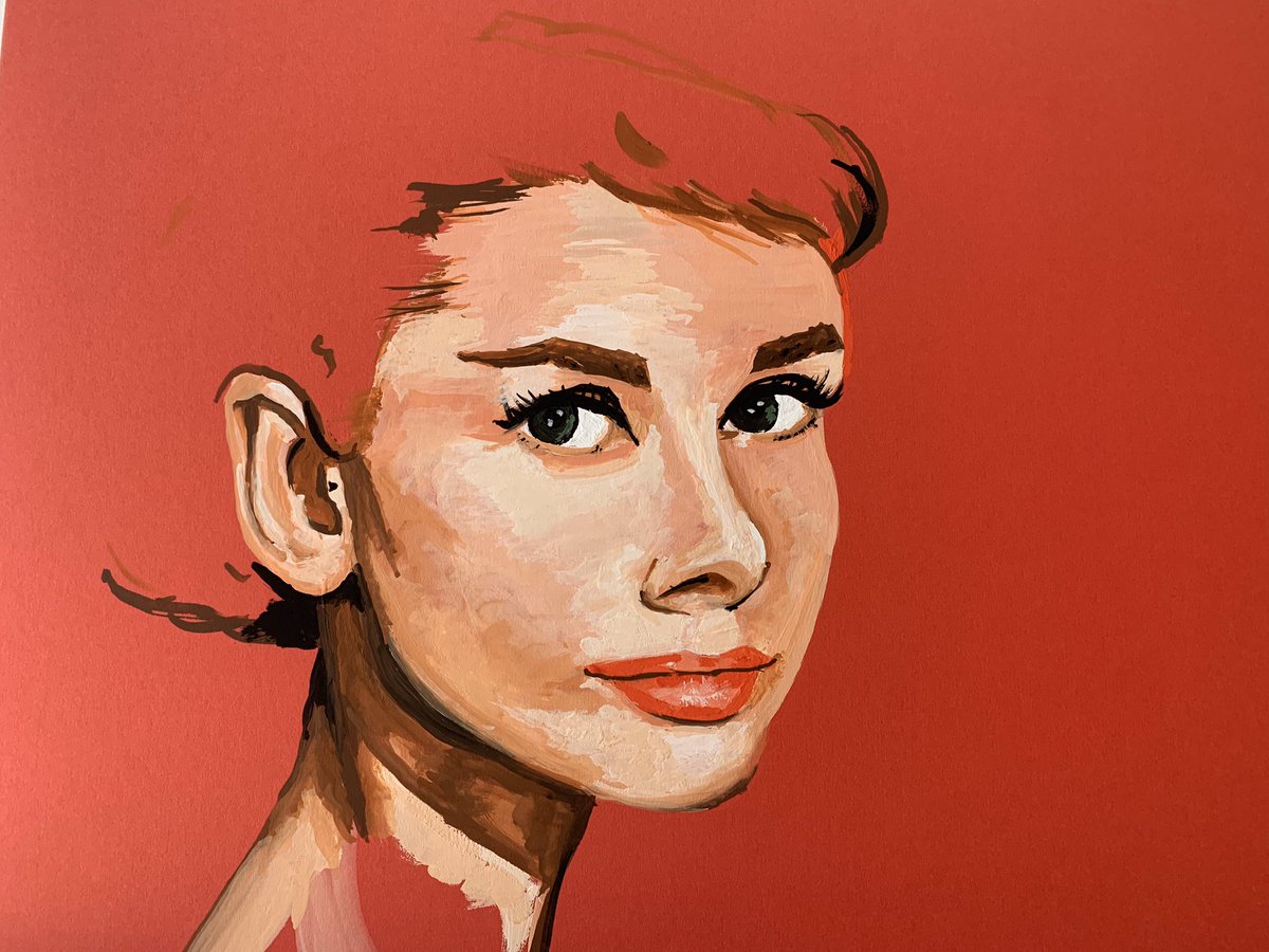 henryfraser0's tweet image. Showing the different stages of my mouth painting of Audrey Hepburn.