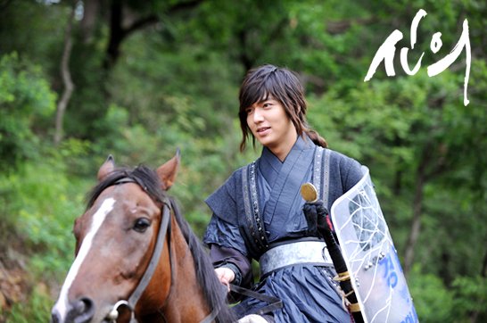 Most importantly, however, this show was written with the enduring premise that Lee Min Ho is contractually obligated to ride a horse in every drama he stars in