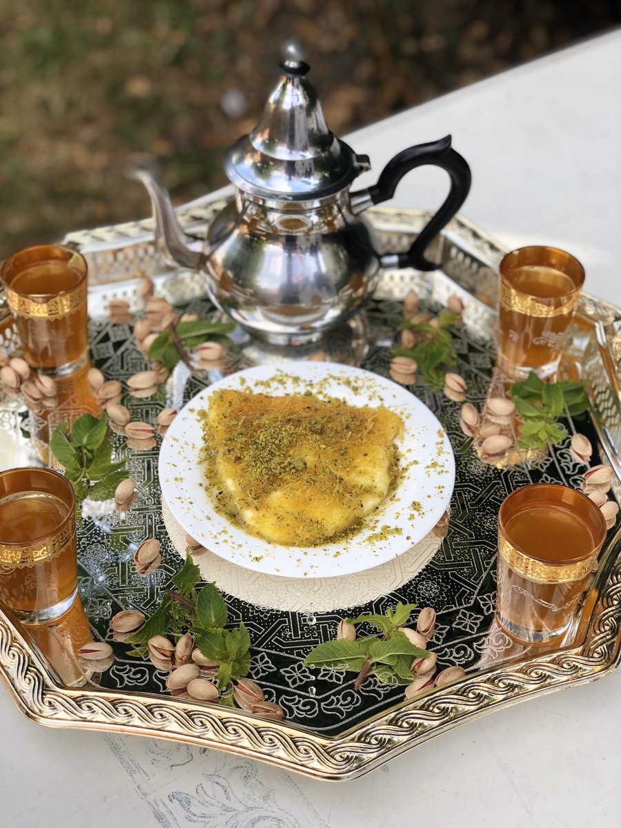 dimanchecook's tweet photo. Je vais faire plein de recettes pendant le ramadan inshaAllah 🙏🏼

N’hésitez pas à me suivre sur mon compte Instagram il y a toutes mes recettes 👨🏽‍🍳

RT la famille ❤️ https://t.co/2UqknMmPnS
