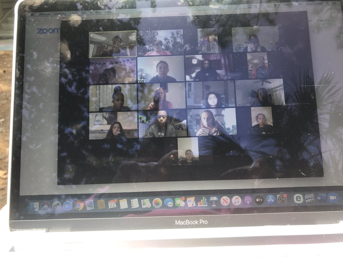 Thompson_Vball's tweet photo. WOW......Incredible virtual Team Building session today with Blake @IAmBattleTested Thank You! Trustwilling + Trustworthy = Strong Relationships. #RTB2020 #Willitmaketheboatgofaster https://t.co/eiCk1wCvPZ