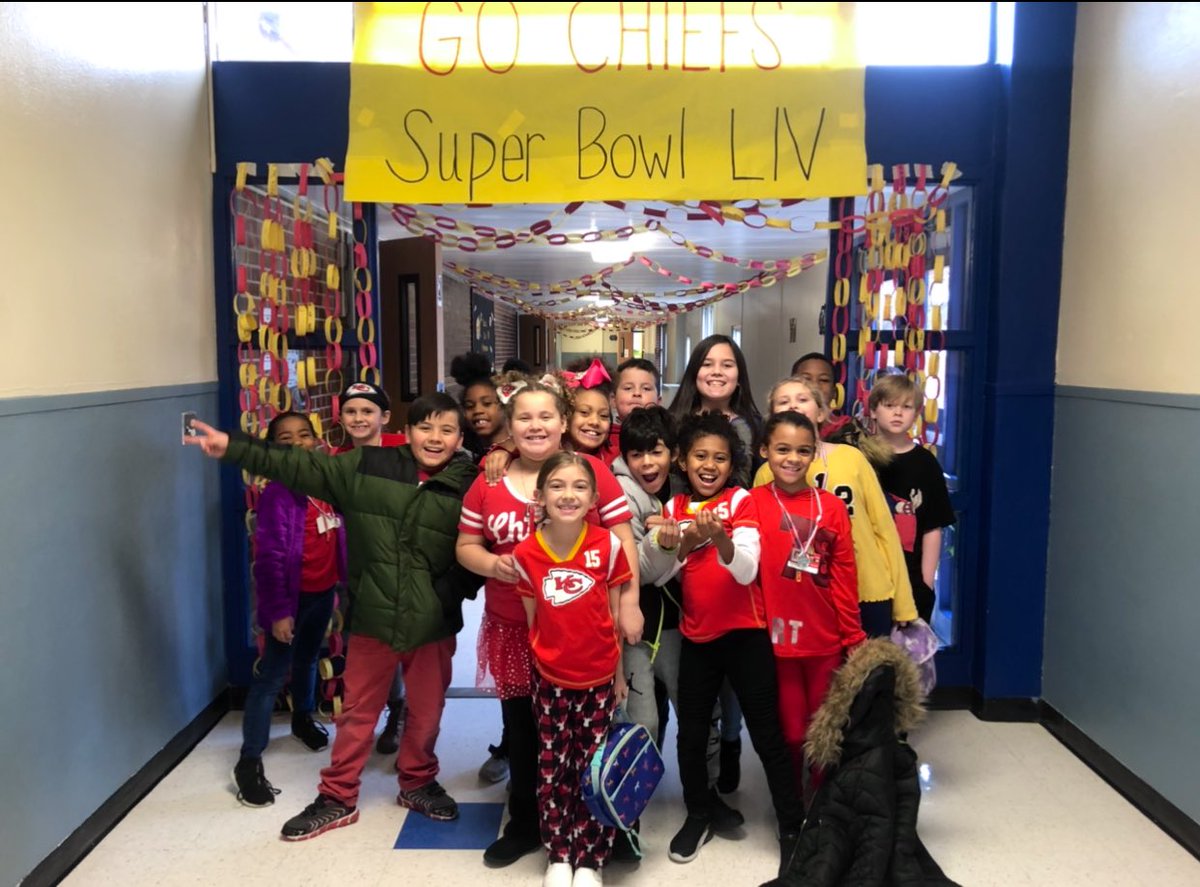 “I thought a break from school would be nice but I was wrong...I miss you.” My sweet friend, you have no idea how much I miss you and all of your friends. 💔 #TeamRandall #takemeback #ISDstrong