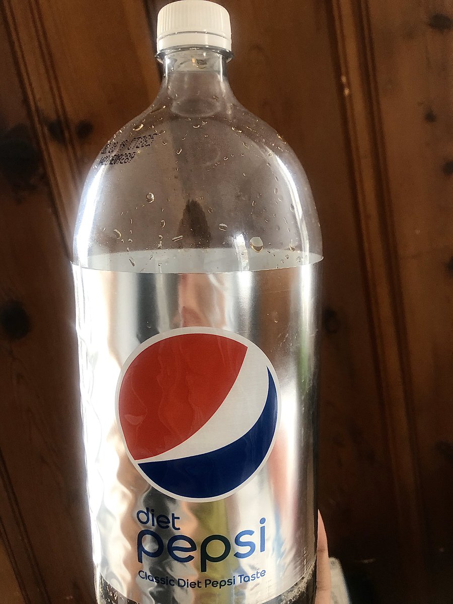 juulmiester's tweet photo. Bottle https://t.co/pb0K2XCNg9