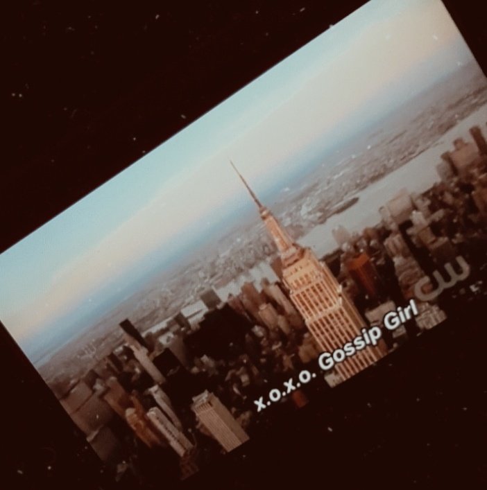 GetYourSunshine's tweet image. XOXO Gossip Girl❤
getyoursunshine.blogspot.com 
—————————————
#netflixstory #netflix #netflixedition #riverdale #newyork_ig #newyork_instagram  #blogger #blogging #bloggerstyle #bloggerlife #lifestyle #travel #travelgram #traveltheworld #instalife #newyorkers #instagram  #gossipgirl