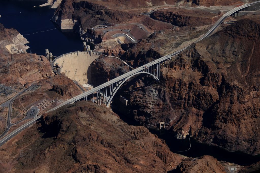 FixColoRoads's tweet image. Why infrastructure is the only way to fight a COVID-19 recession in the US
-- World Economic Forum
buff.ly/2UIauGM
#coleg #copolitics