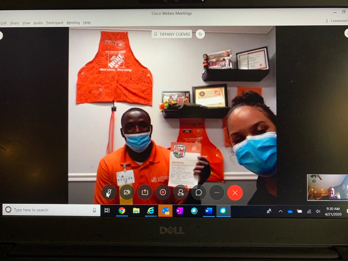 Recognizing associates woohoo for doing a great job store 222