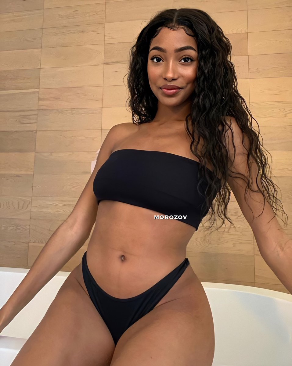 ninnimgs's tweet image. única, una rosa yo me la quiero robar, sencilla, bonita, no se tiene que maquillar, me mata el piquete, baila duro y le mete, con nadie se compromete y menos si tú le promete.