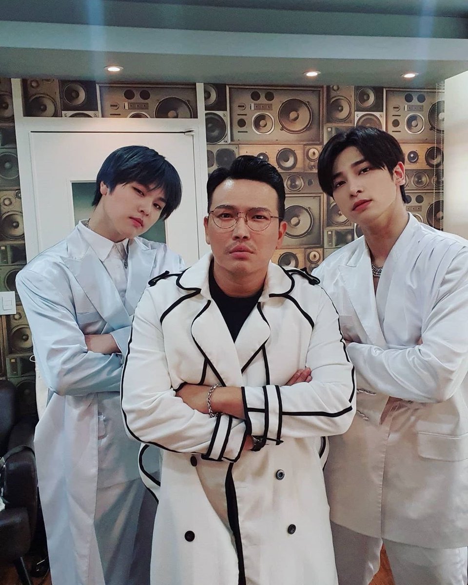 millefeuilee's tweet photo. Mc dindong instagram post with Hangyul and Dohyon. They’re so funny🤣 https://t.co/QZ9aFZpXeS