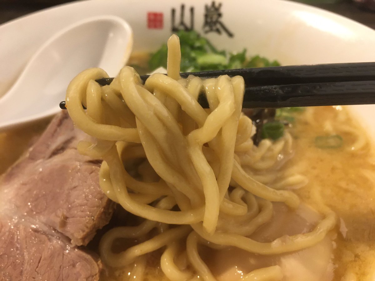 geiwoyujie's tweet photo. Yamaarashi Ramen (山嵐拉麵), Serving the Extremely Tasty Miso Pork Bone Ramen at Guting Branch, #Taipei, #Taiwan!
https://t.co/7igxCiA2sl
#gourmet #ramen #miso #porkbone #soup #pork #noodles #eggs #sapporo #hokkaido #japan #グルメ #ラーメン #味噌 #台北 #台湾 #札幌 #北海道 #日本 https://t.co/AAG031vwJH