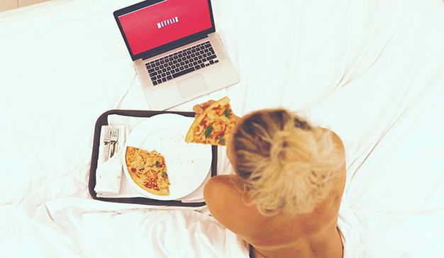 cubbeagency's tweet photo. Y tú, ¿te has pasado ya @NetflixES ?

Netflix arrasa durante la #pandemia y consigue 15,7 millones más de suscriptores en todo el mundo  https://t.co/wXk6U1hHaH

vía @mkdirecto https://t.co/sGX1hYQV0f