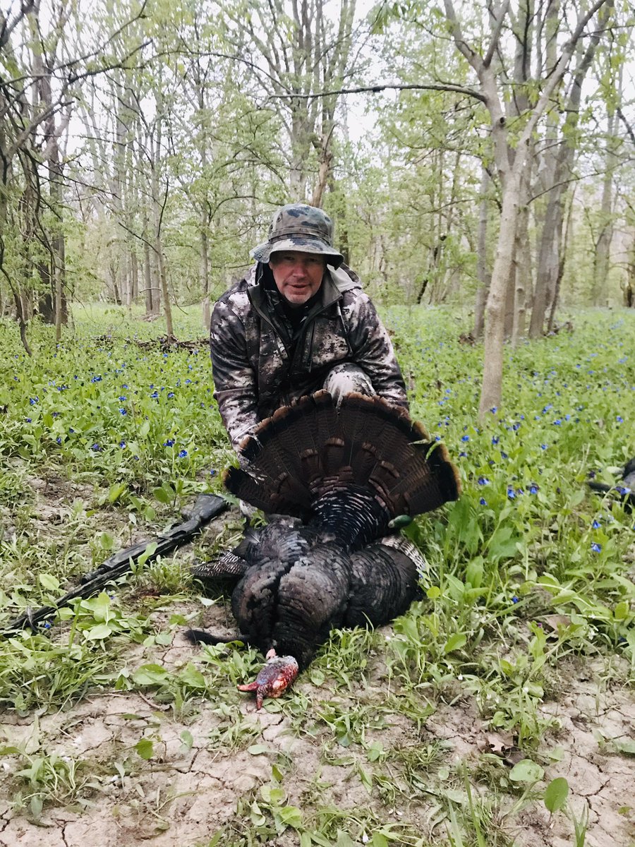 MillspaughNick's tweet photo. Pulled an INDIANA double this morning with ol’ dad. @Taylor__Drury @DruryOutdoors https://t.co/ZqXAnINQl8
