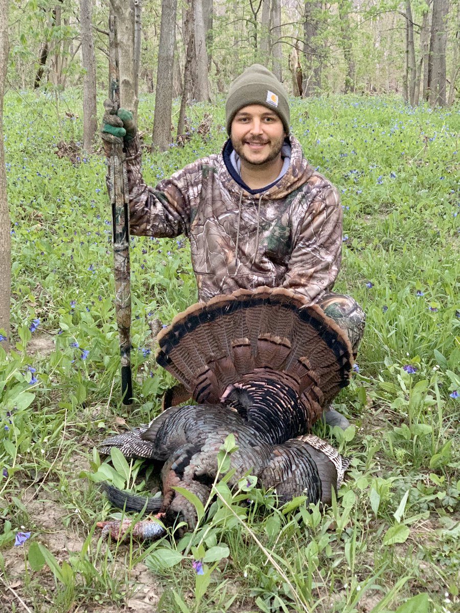 MillspaughNick's tweet photo. Pulled an INDIANA double this morning with ol’ dad. @Taylor__Drury @DruryOutdoors https://t.co/ZqXAnINQl8
