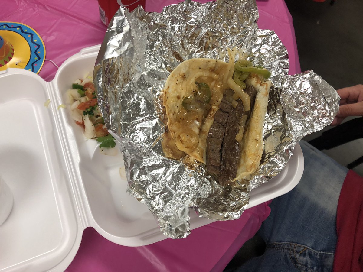 rob_elwell's tweet photo. Taco day at 0514 to thank our team for doing an amazing job! @ChristyKasper @Jamie_0514SM @Arturo85116534 @ericbernal01 https://t.co/aruE300D2p