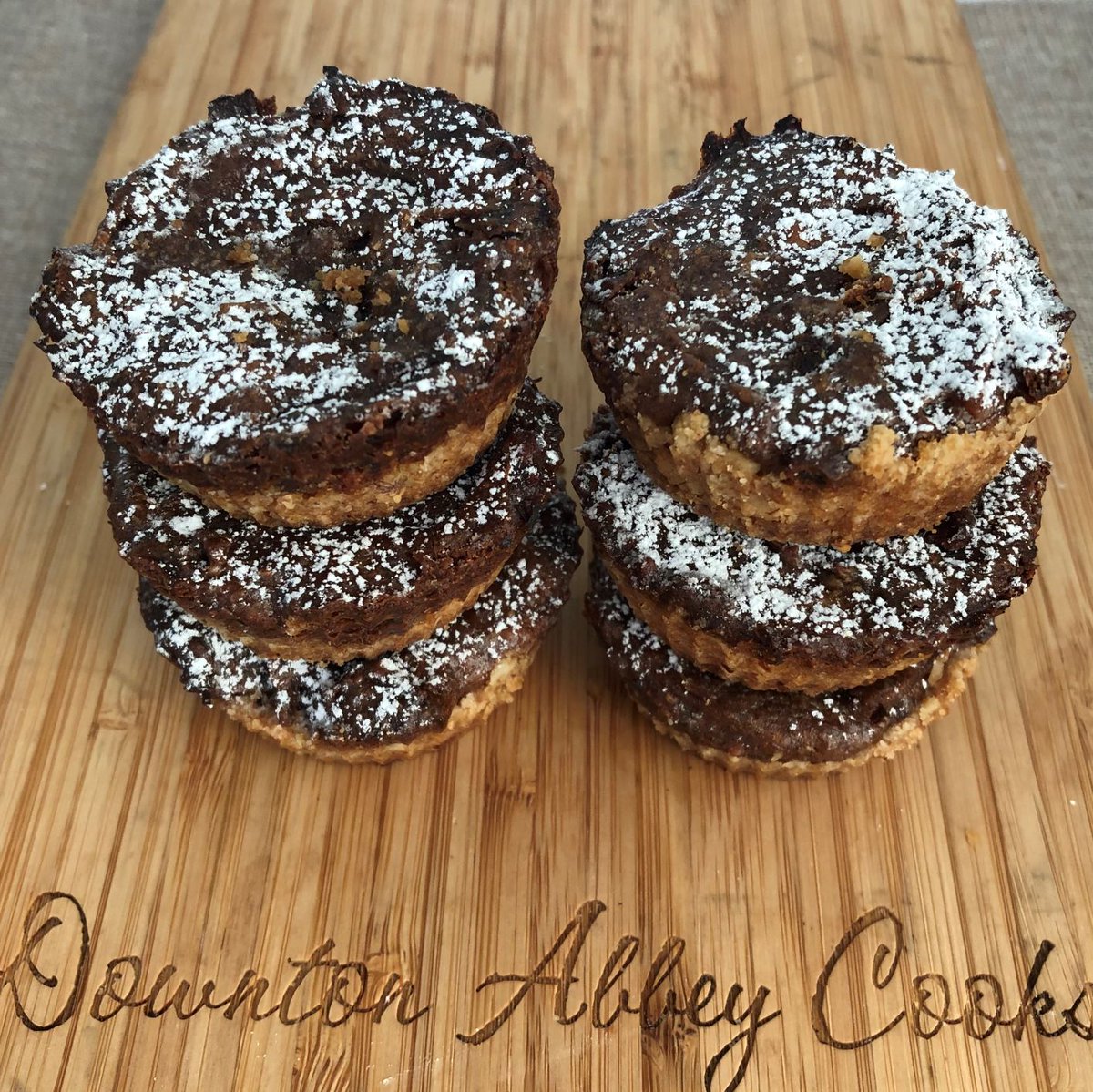 DowntonCooks's tweet photo. #Date #Tassies are a quick and #easy #COVID #cooking #healthy #treat https://t.co/IqxxJMDYdG https://t.co/iYhS8jANkw