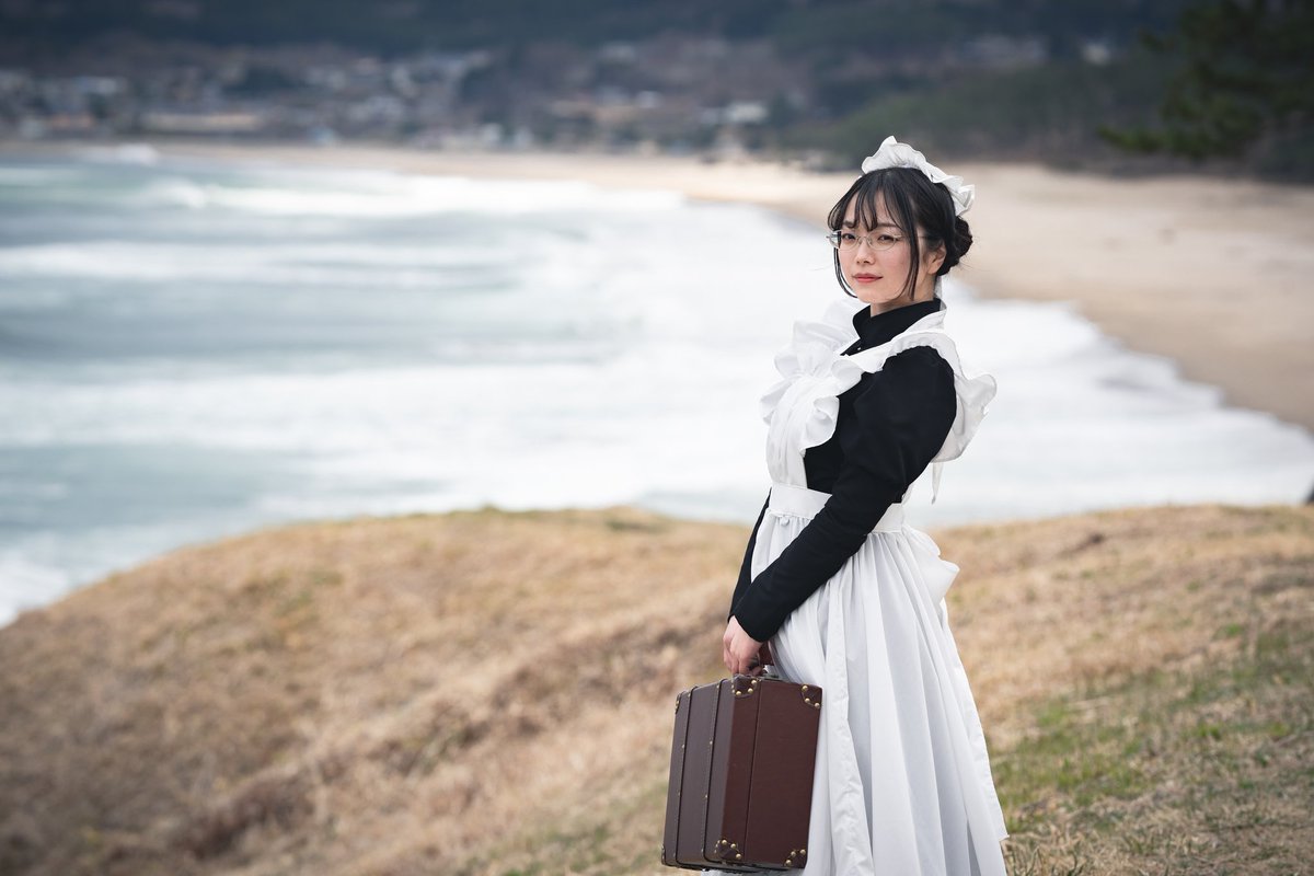 Японки служанка. Японская горничная. Костюм горничной японский. Служанка япония. День горничных в японии.