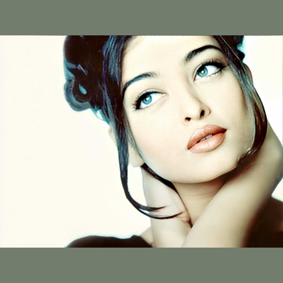BibaswanM's tweet photo. #AishwaryaRaiBachchan
For @FeminaIndia
A #RafiqueSayed Photography https://t.co/TfM665tHWZ