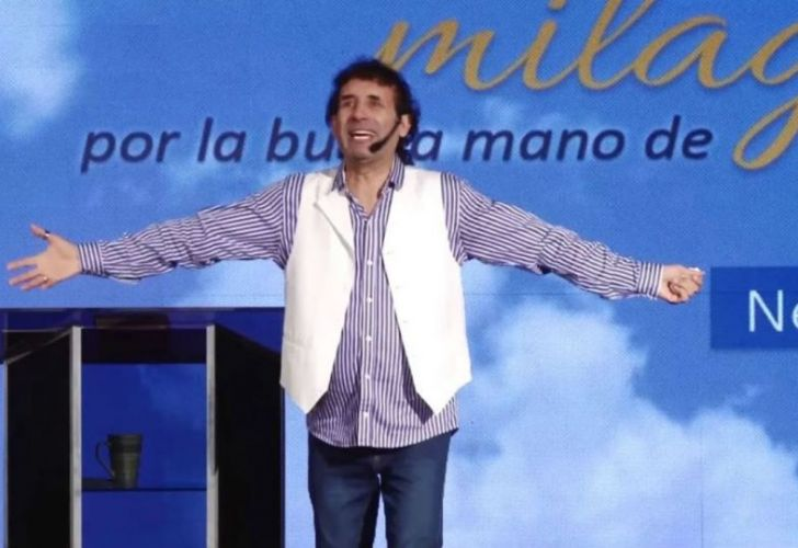 pasaroncosas899's tweet photo. Sos tan fanático de algunas cosas que no perdés oportunidad que se presenta para evangelizar al resto
¡Dale, largá que seguro algo andás predicando por ahí! 🙋🙋♀️
¡Ya sabés! Audio al 1153798990 o por redes sociales con el hashtag #SoyInsistente 🤚 https://t.co/tqXfpCX0ol