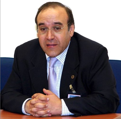 @asociacionmayorales siempre trabajando por el bien de la fiesta
1-Permitir excepcionalmente lidiar toros con 6 años 
2-Acuerdo con Movistar para retransmitir festejos desde las instalaciones de las Ganaderías. Sería impresionante y de una gran belleza Todo nuestro nuestro apoyo