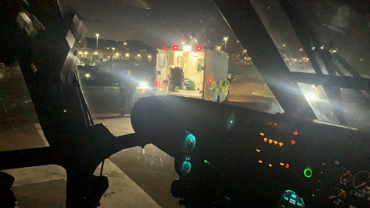 RoyalAirForce's tweet image. An RAF Puma helicopter based at Kinloss was sent to support the NHS in Scotland at 1am today with the first transfer of a critically ill patient from the Isle of Arran.

For more information go to ➡️ bit.ly/2XUuCso

#StayHomeSaveLives #InThisTogether