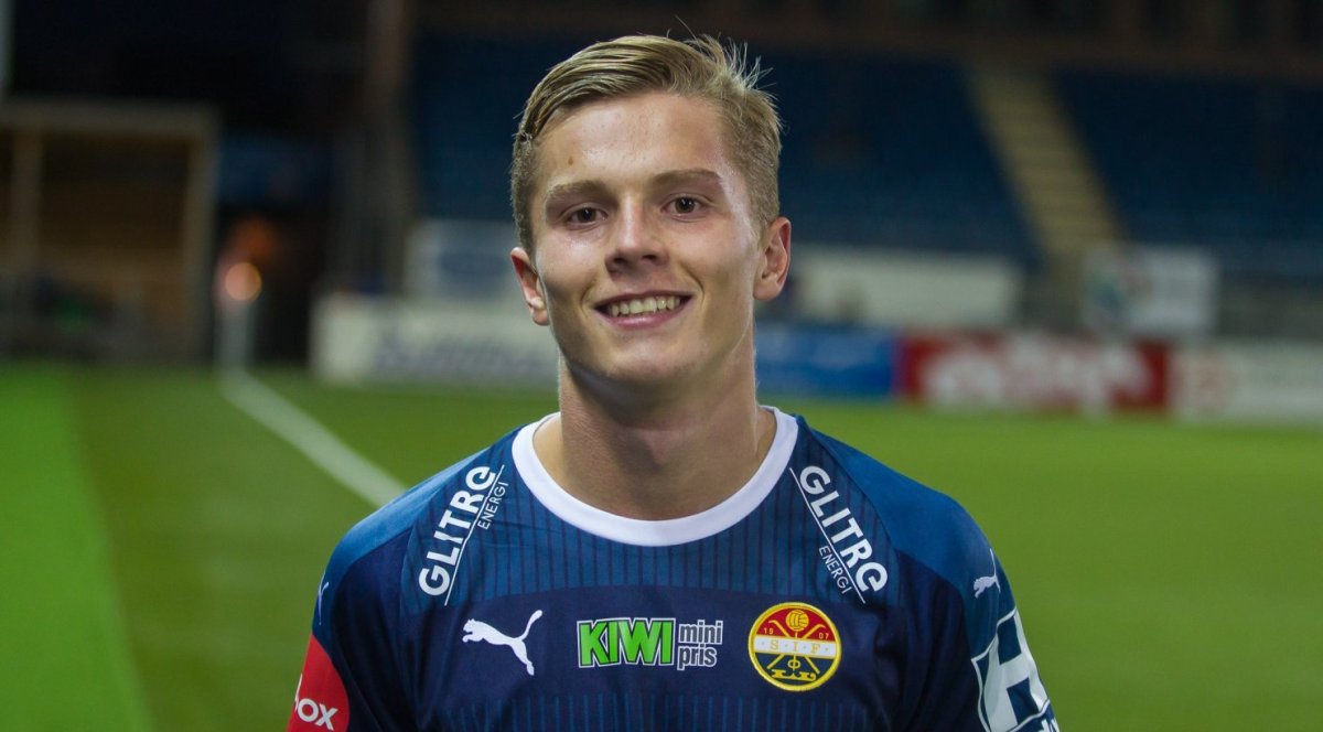 Otros nombres para la medular: Tobias Børkeeiet (21 años)Emil Bohinen (21 años)Kristian Thorstvedt (21 años, juega incluso más adelantado)Johan Hove (19 años)