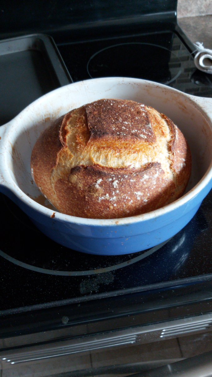 tova_sustygal's tweet photo. Thanks for the shout out! Today I am staying home, eating vegan, baked my own bread (no plastic bag), and put on an extra sweater. And the best part? I am working @SustainableWat helping to create a clean and prosperous future! #SWREarthWeek https://t.co/wQE0l3luHt