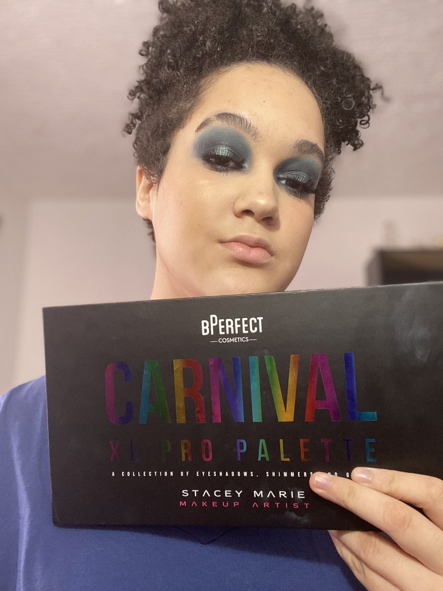 kierasmiles's tweet photo. loving my new palette from @bperfectcosm 😍😍 #bperfect #carnivalxlpropalette https://t.co/kk0YnEt1Ot