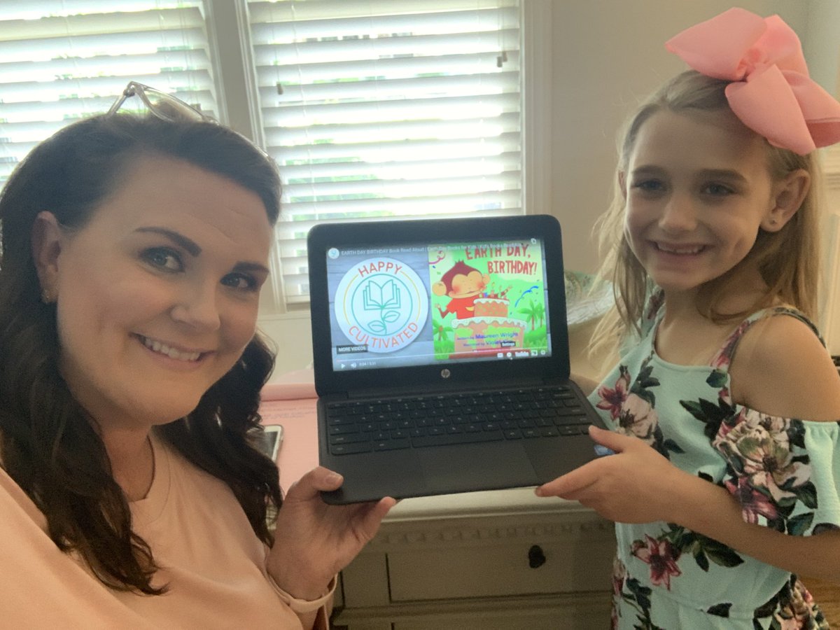 MrsHewittLKMS's tweet photo. Hadley and I were so excited about her read aloud assignment for today. Earth Day Birthday. Perfect way to celebrate my birthday!! ๐๐ฅณ#ForsythReads @HawCreekES https://t.co/hFSeJiKZAt
