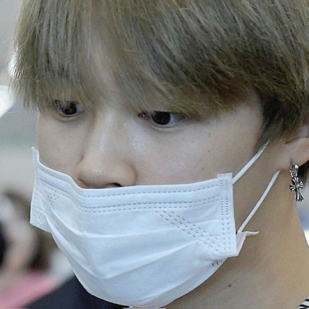 his lil nose peeking out :(