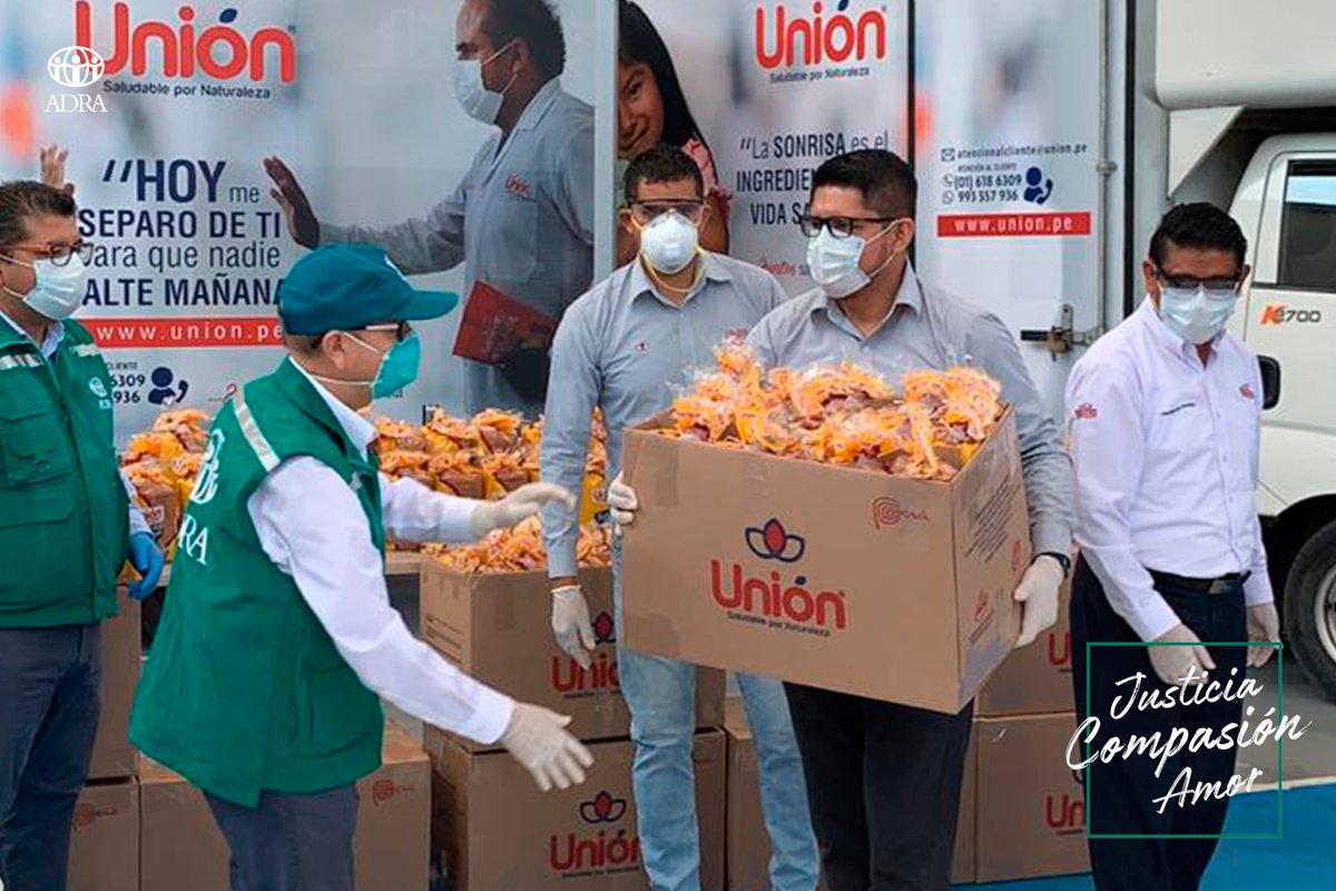 adraperu's tweet photo. ¡YA EMPEZAMOS!

Unión junto ADRA PERÚ se unen para repartir 20,000 panes a las familias en situación de pobreza que precisan de ayuda en estos difíciles momentos.

Hacemos los mayores esfuerzos para alcanzar a más personas.

Porque #ESTAMOSJUNTOS contra el COVID-19 💪🏻🇵🇪 https://t.co/qom1UMipFu