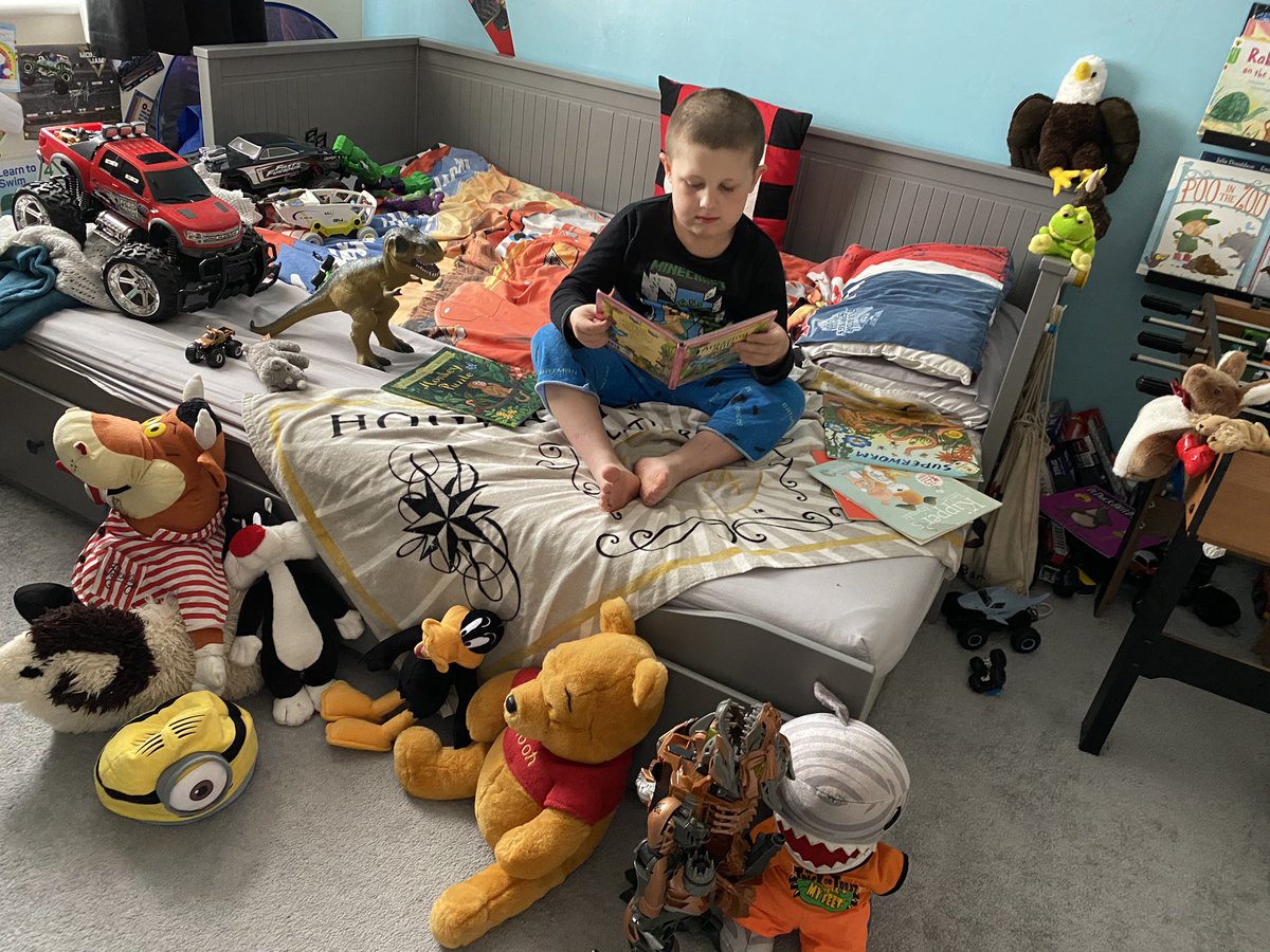 jbarr3812's tweet photo. Riley on his magic carpet for his movement class today! Look at all those different creatures he found and read up about! @ParadykesP https://t.co/hafyPCAcnR