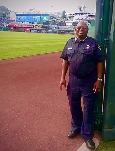 Rest In Peace to <a href="/IAFFLocal42/">KC Fire Fighters</a> EMT Billy Birmingham, who gave his life serving the people of Kansas City, Missouri. He will be laid to rest today. Rest easy, brother. We got it from here. #RIPBillyBirmingham