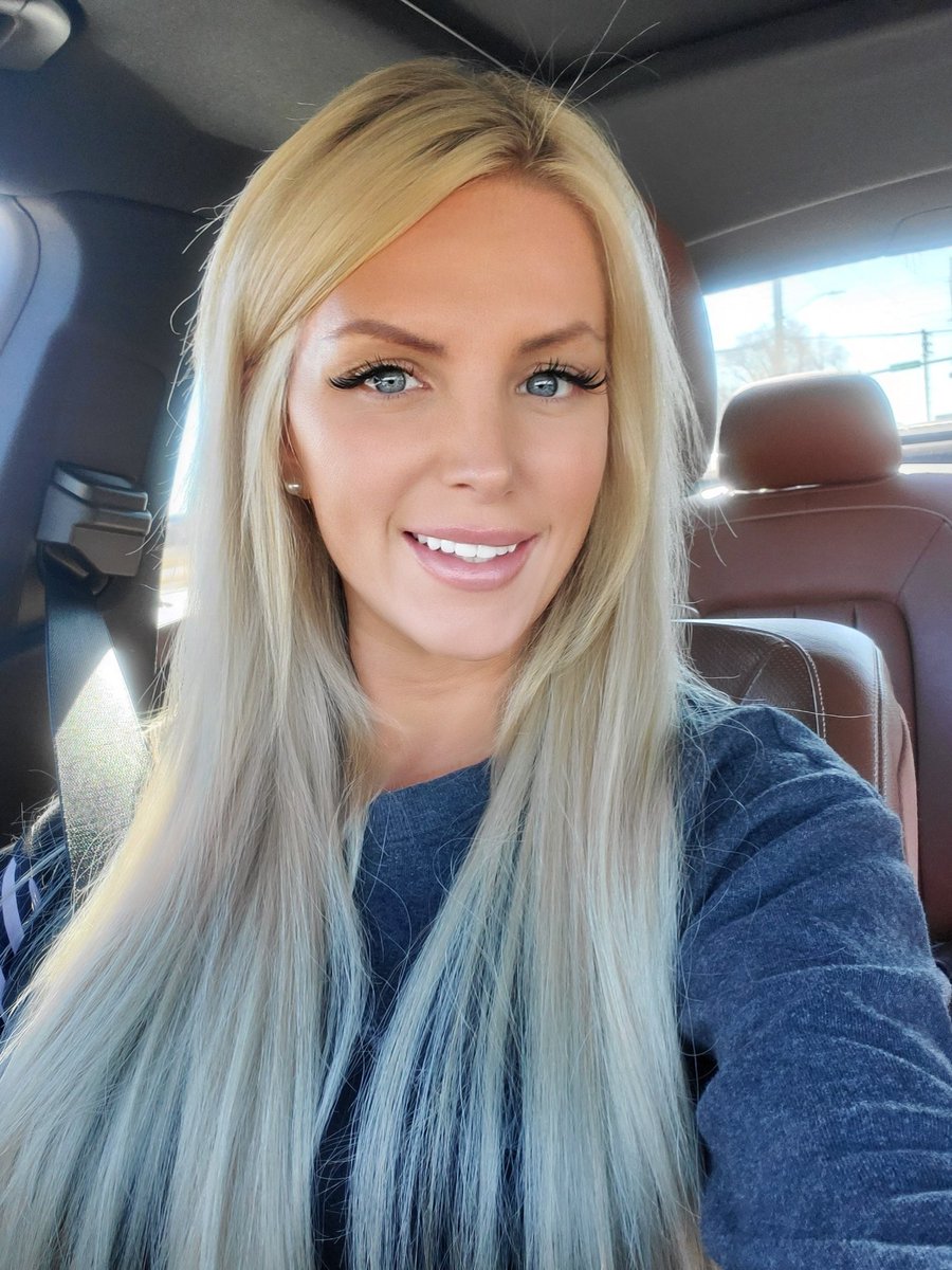 Exclusive Courtney Top rated 🛩🌍🥂💋 on X: THE CLOSEST TO A GIRL NEXT  DOOR LOOK I CAN GET....😂 😘😘🤪 t.conehrdIgOhY  X