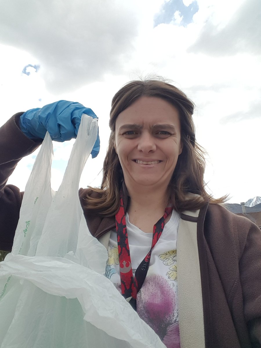 KUnander's tweet photo. I went on a walk. Because of #EarthDay2020 I decided to pick up trash in which i ended up picking up a bag full of trash. I saw these signs while on my walk. #EarthDay #cleaninguptrash #randomactofkindess https://t.co/pT4NwJDrKJ